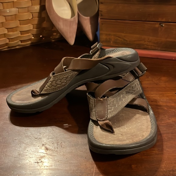 Men’s leather Chacos, 10m - Picture 5 of 10